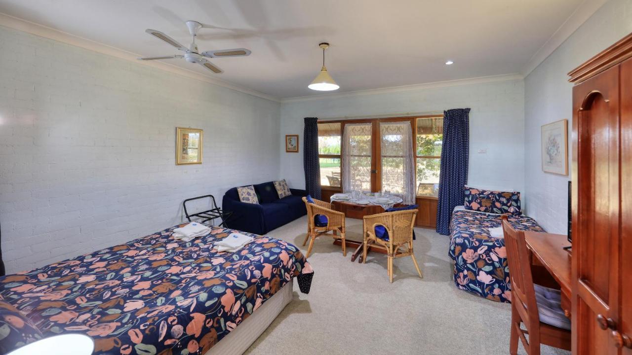 The Vineyard Motel Cowra Exterior foto